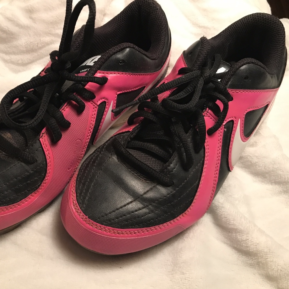Nike Unify Keystone Cleats
